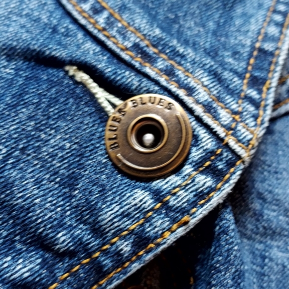 Baccini Women's Western Jean Jacket - Picture 4 of 9